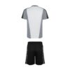 Set sportivo con T-shirt a maniche corte - vista 1