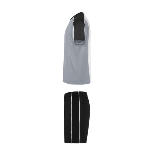 Set sportivo con T-shirt a maniche corte - vista 2
