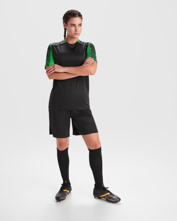 Completo sportivo unisex con due t-shirt - modello 1