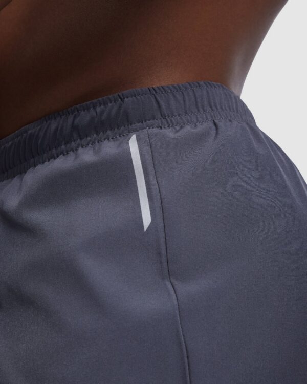 Short da corsa in tessuto leggero - dettaglio 1