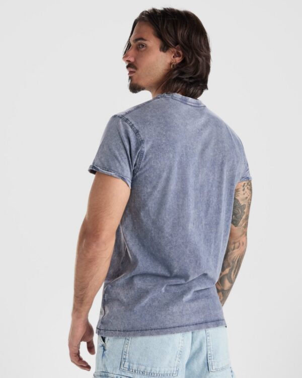 T-Shirt Effetto Lavato - dettaglio 2