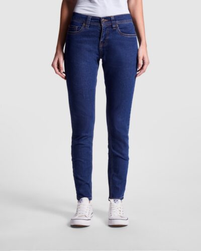 Jeans con vestibilità regolare da donna - modello 1