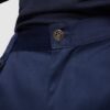 Pantaloni lunghi multitasche con bottone metallico personalizzato - dettaglio 4